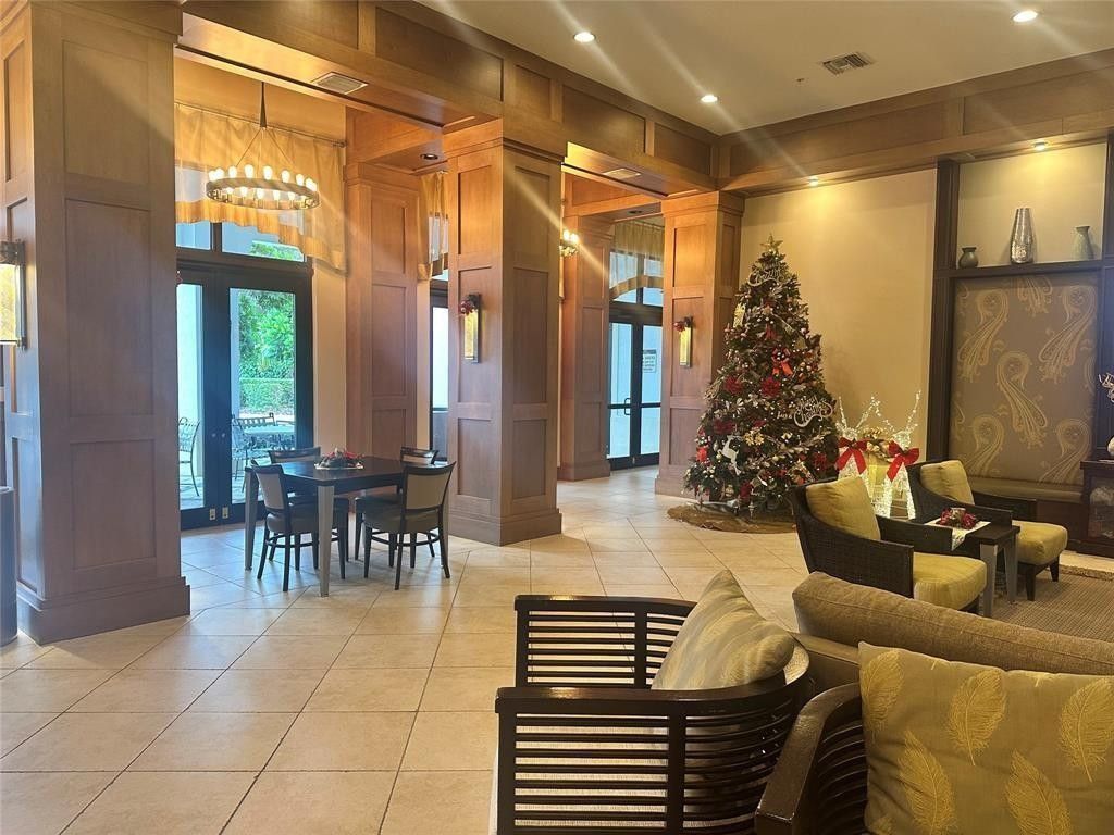 2911 Cascada Isles Way, Unit 1801, Hollywood, FL 33024 Photo