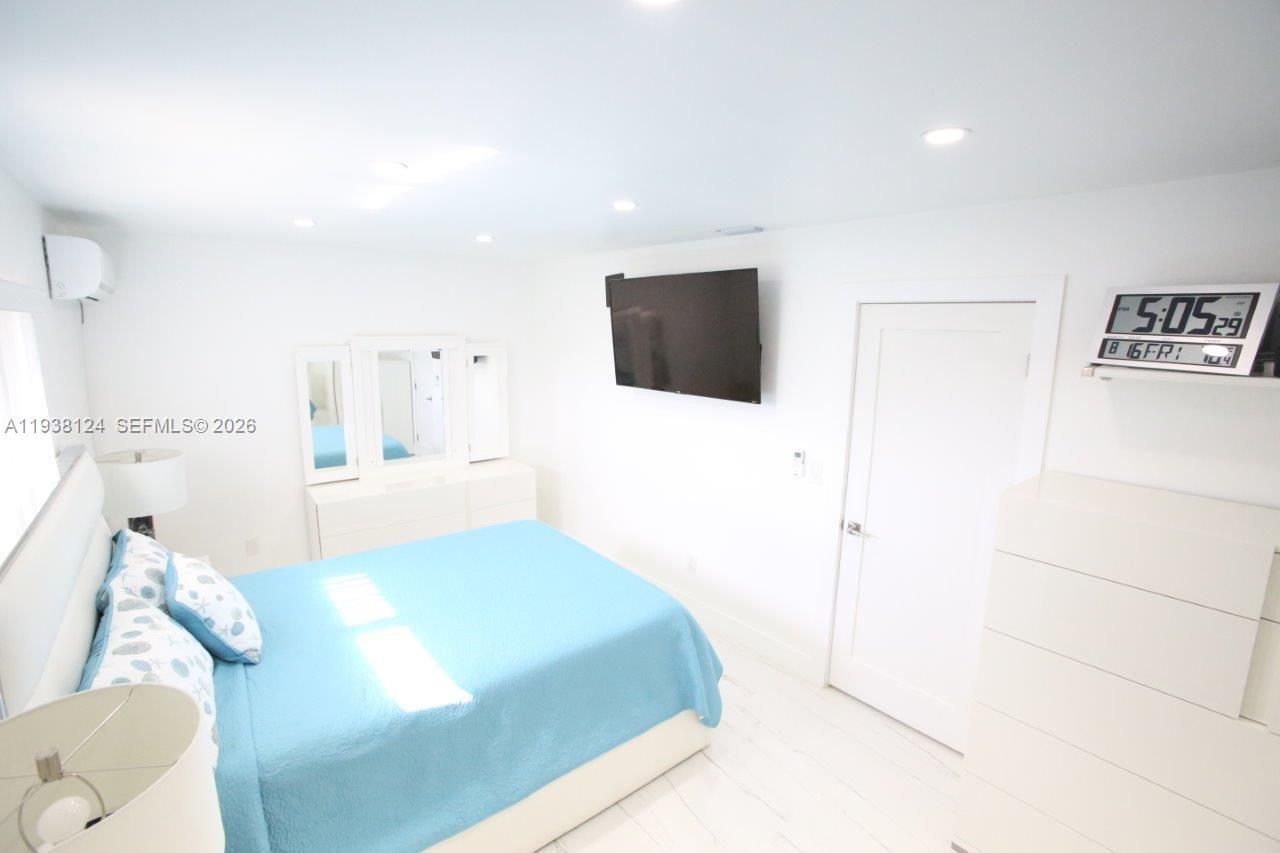 798 W 31st St, Hialeah, FL 33012 Photo