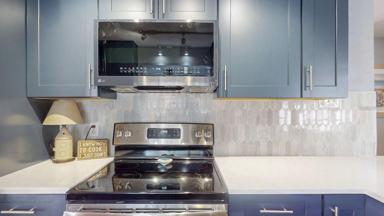 3075 Rosery Road Ne, Largo, FL 33771 Photo