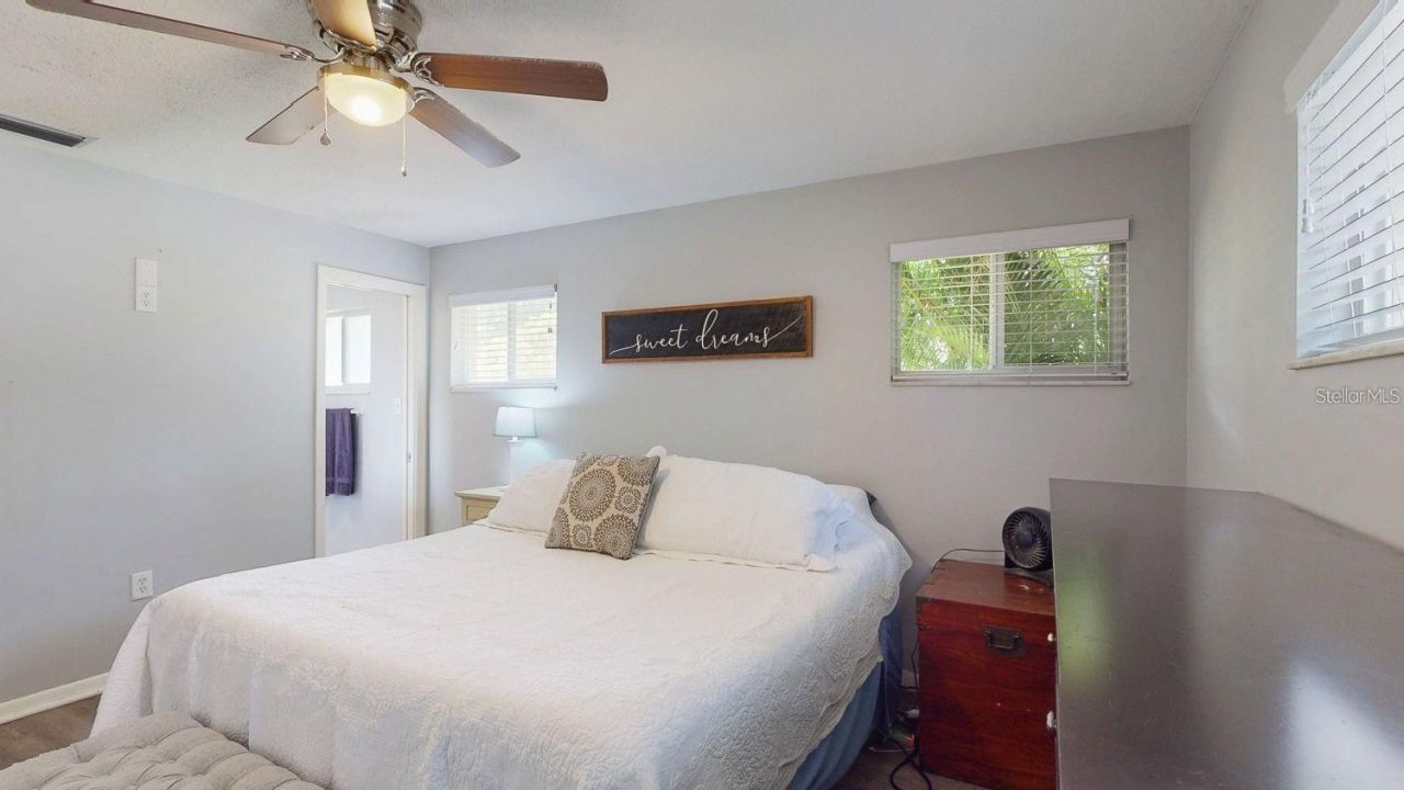 3075 Rosery Road Ne, Largo, FL 33771 Photo