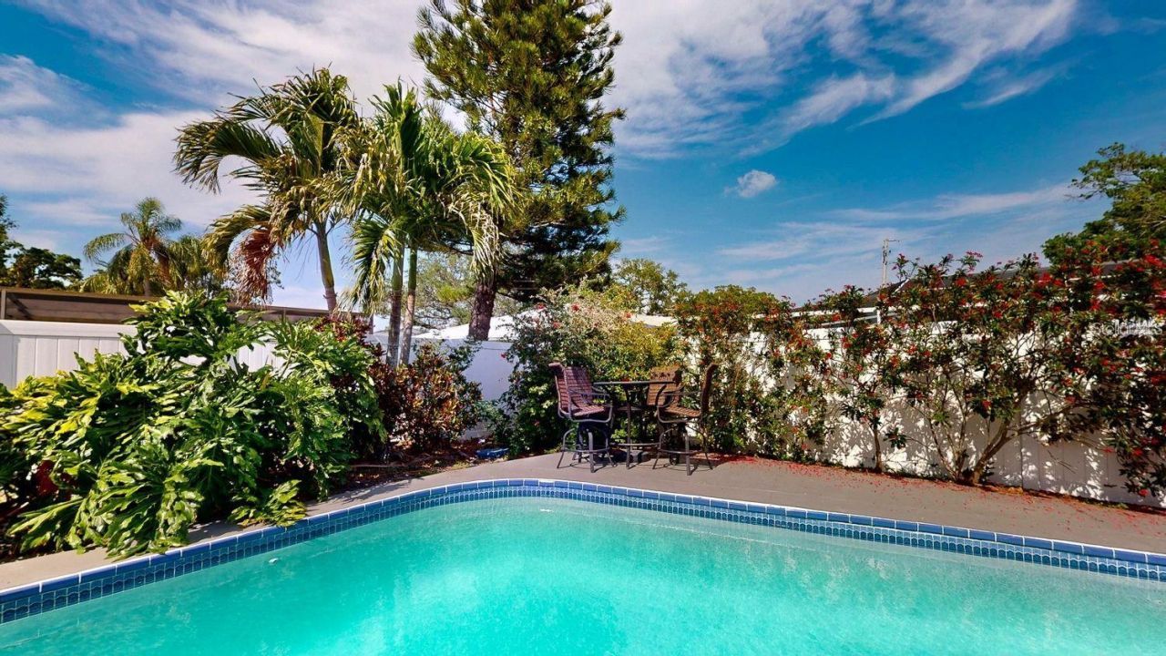 3075 Rosery Road Ne, Largo, FL 33771 Photo