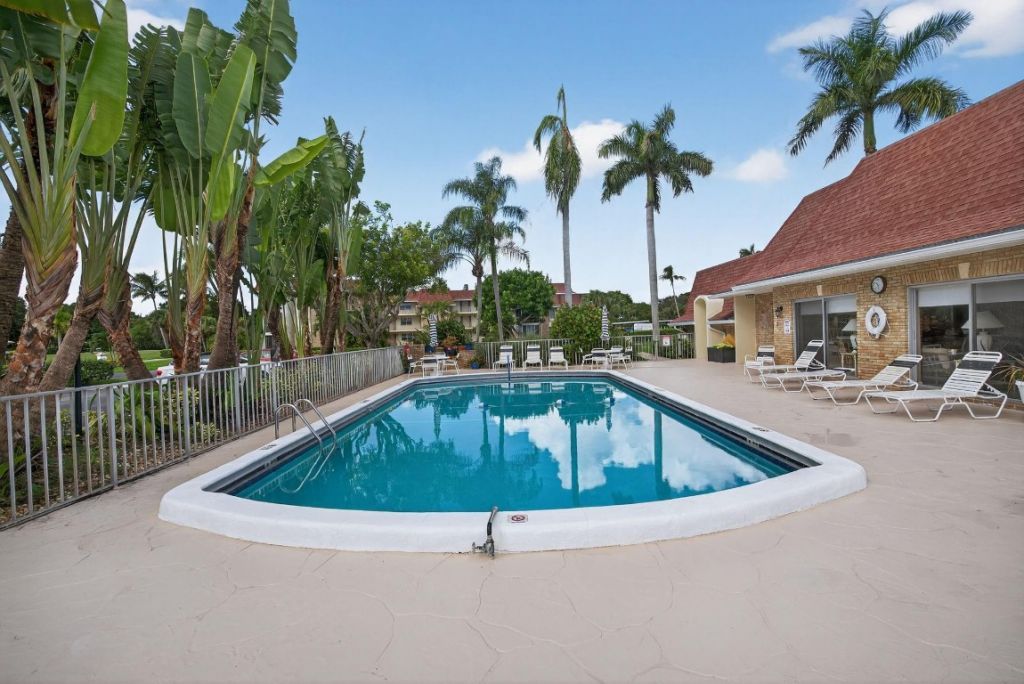 5580 Tamberlane Circle, Unit 133, Palm Beach Gardens, FL 33418 Photo