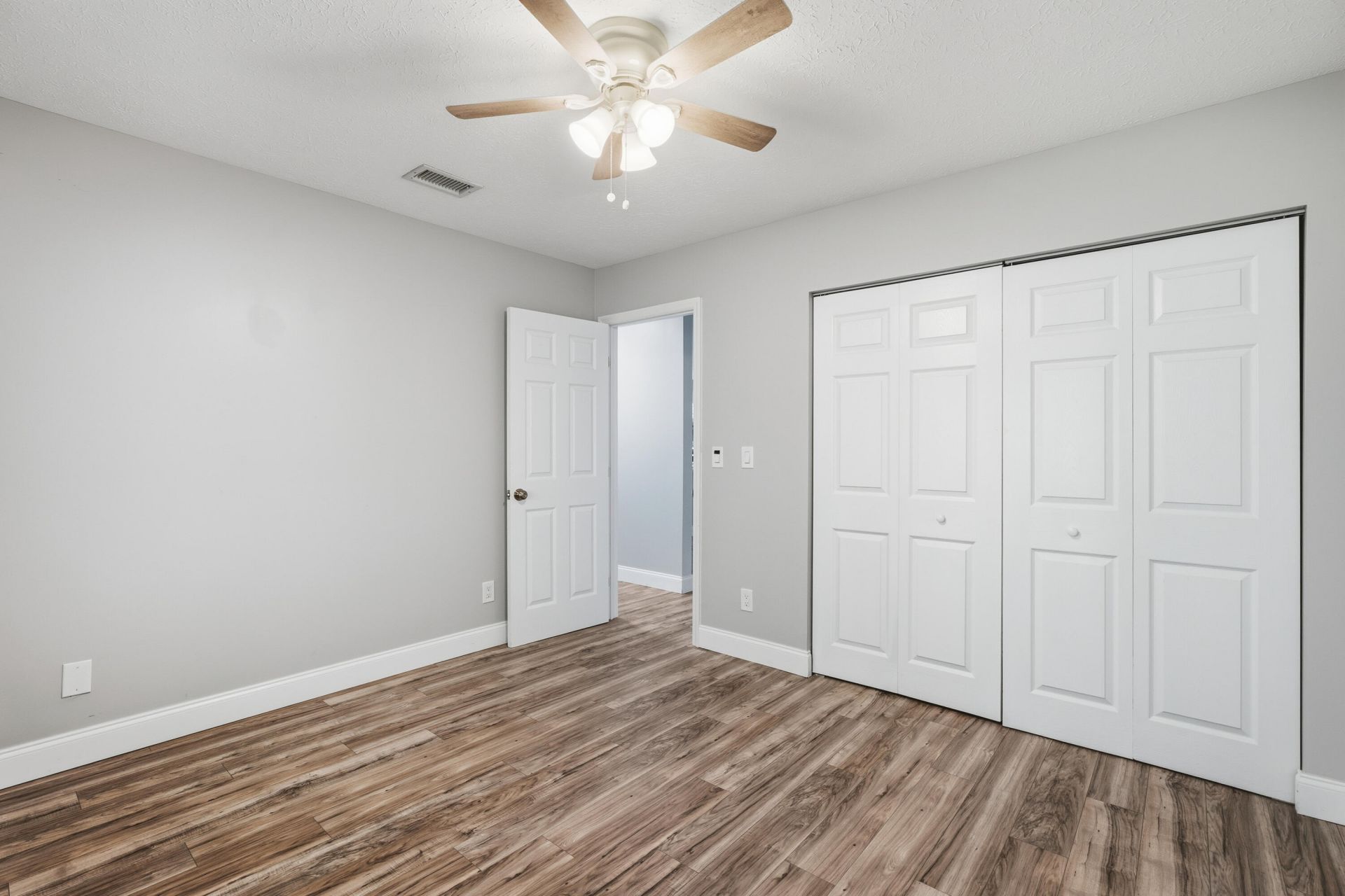 540 SW North Carolina Drive, Stuart, FL 34994 Photo