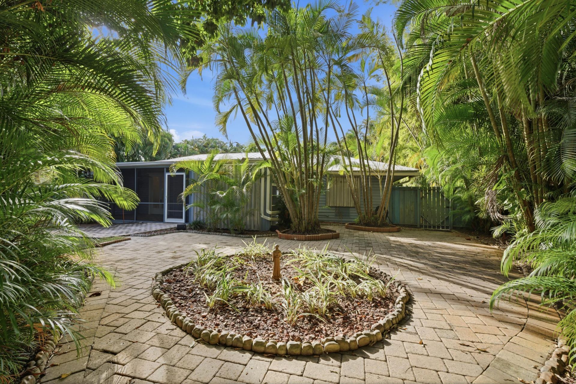 540 SW North Carolina Drive, Stuart, FL 34994 Photo