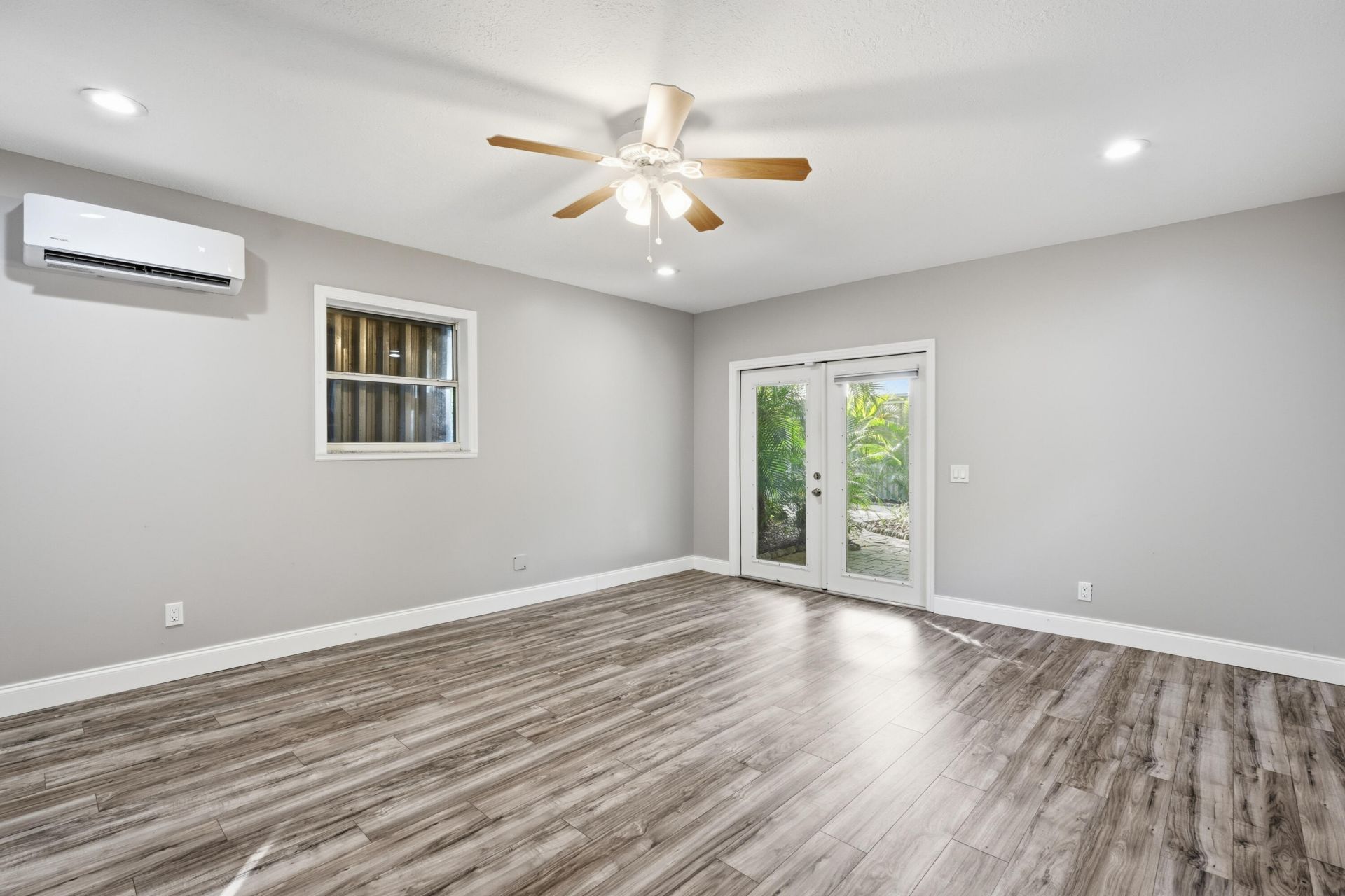 540 SW North Carolina Drive, Stuart, FL 34994 Photo