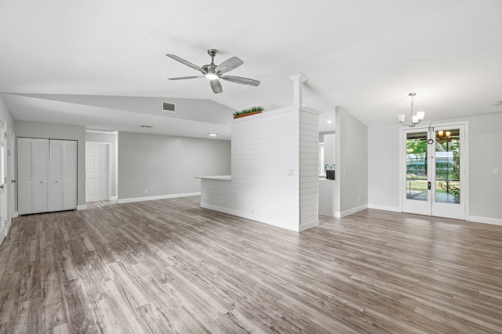 540 SW North Carolina Drive, Stuart, FL 34994 Photo