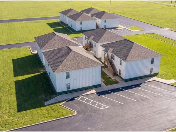 1025 E Hurd Street, Edmond, OK 73034