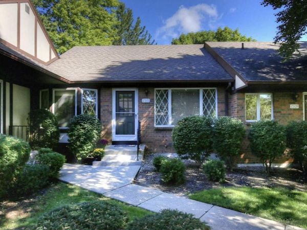 2311 Radcliff Village Drive SE, Unit 47, Grand Rapids, MI 49546