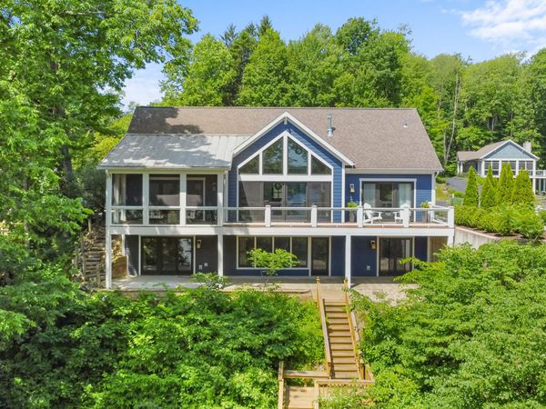 11087 Lake Shore Drive, Berrien Springs, MI 49103
