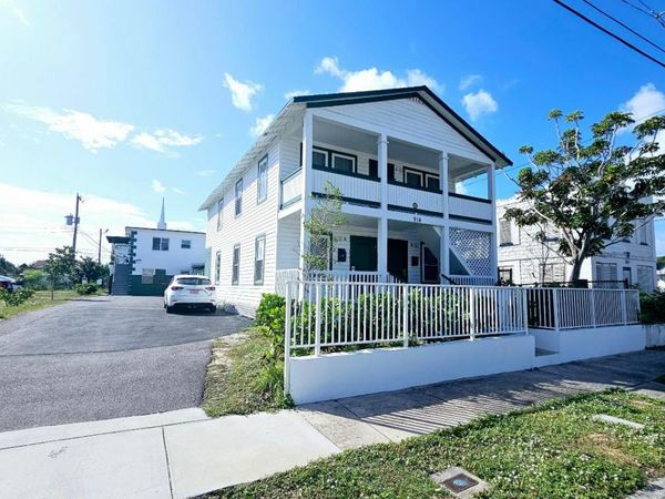 914 10th Street, Unit C, West Palm Beach, FL 33401