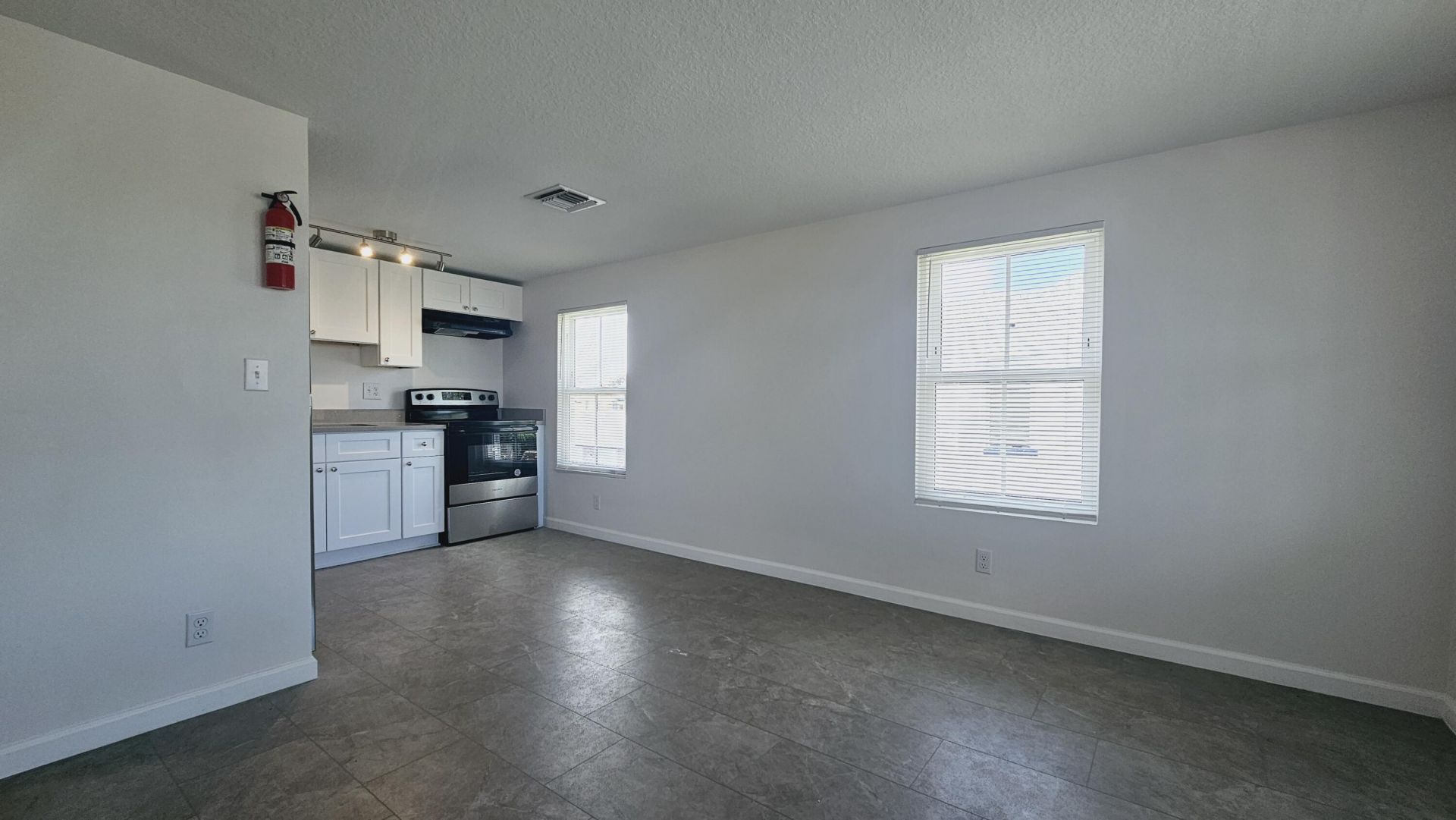914 10th Street, Unit C, West Palm Beach, FL 33401 Photo