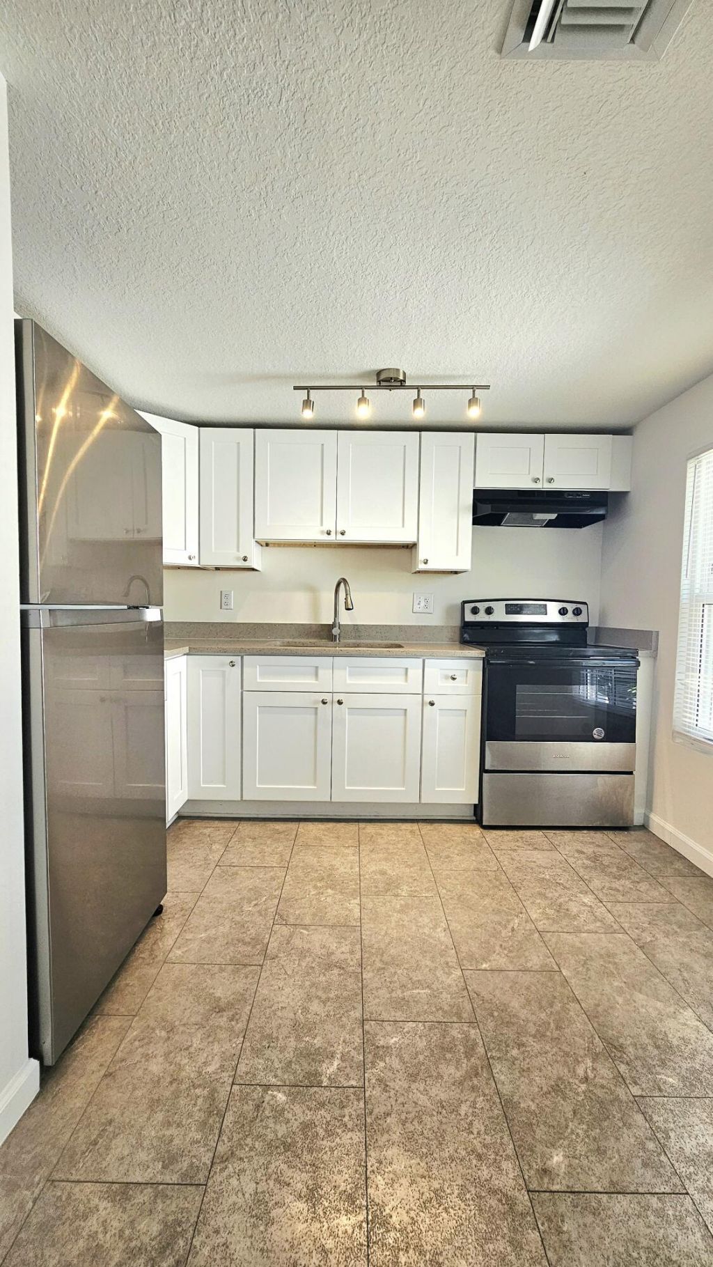 914 10th Street, Unit C, West Palm Beach, FL 33401 Photo