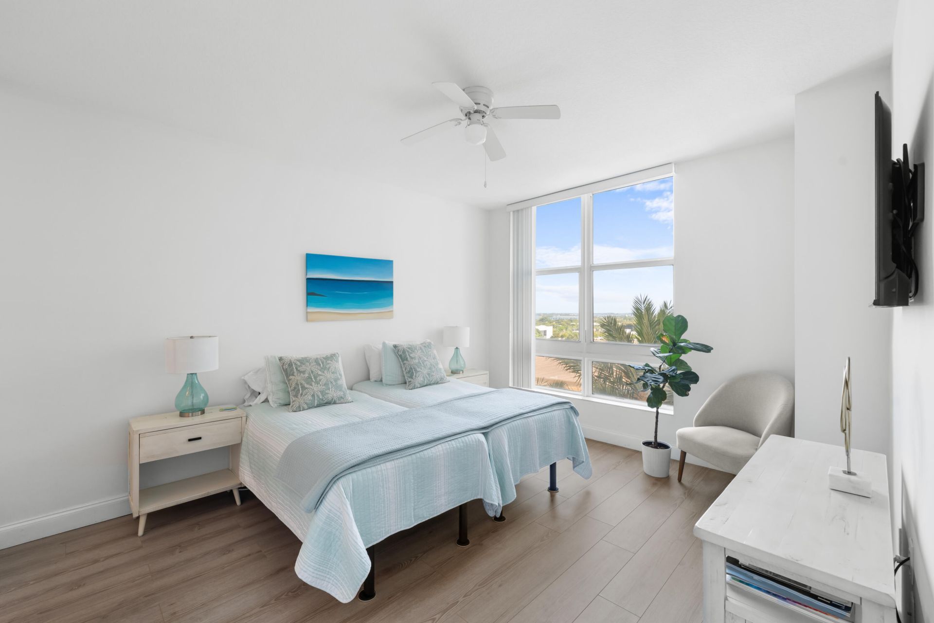 550 Okeechobee Boulevard, Unit 1407, West Palm Beach, FL 33401 Photo