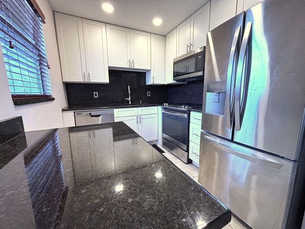 185 Valencia H, Delray Beach, FL 33446