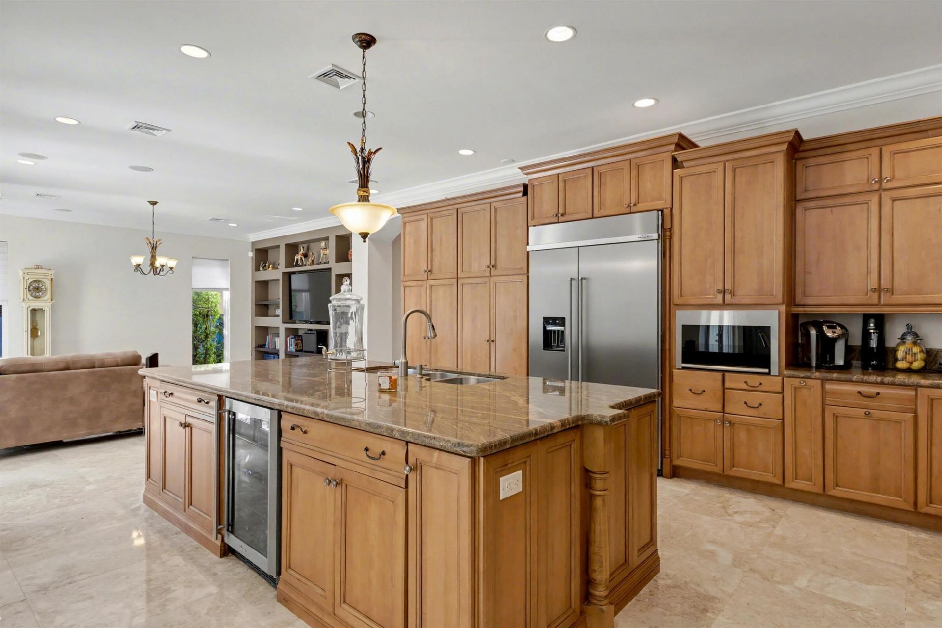 860 E Park Drive, Boca Raton, FL 33432 Photo