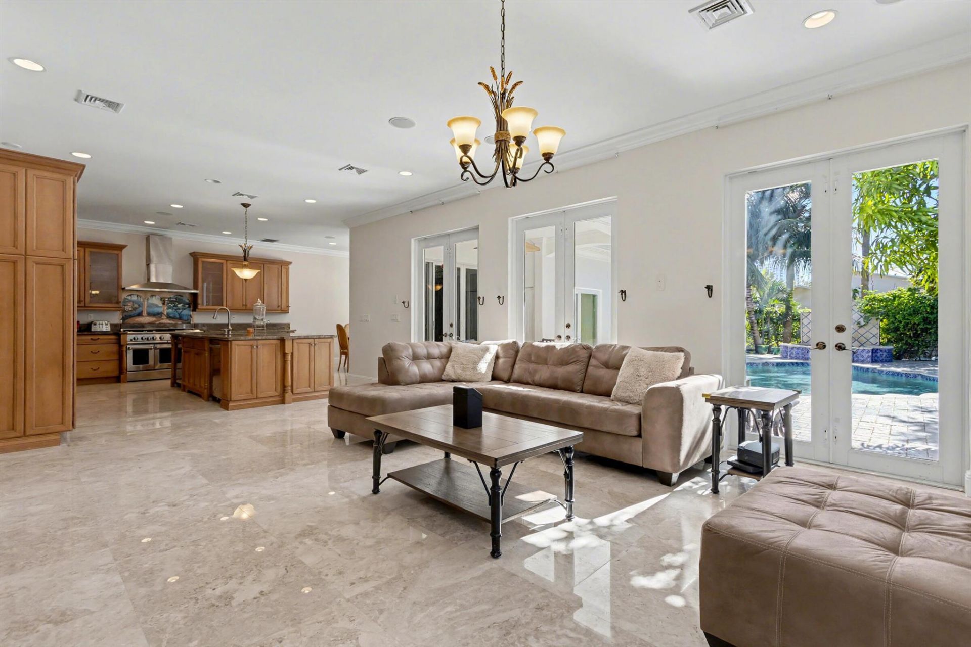 860 E Park Drive, Boca Raton, FL 33432 Photo
