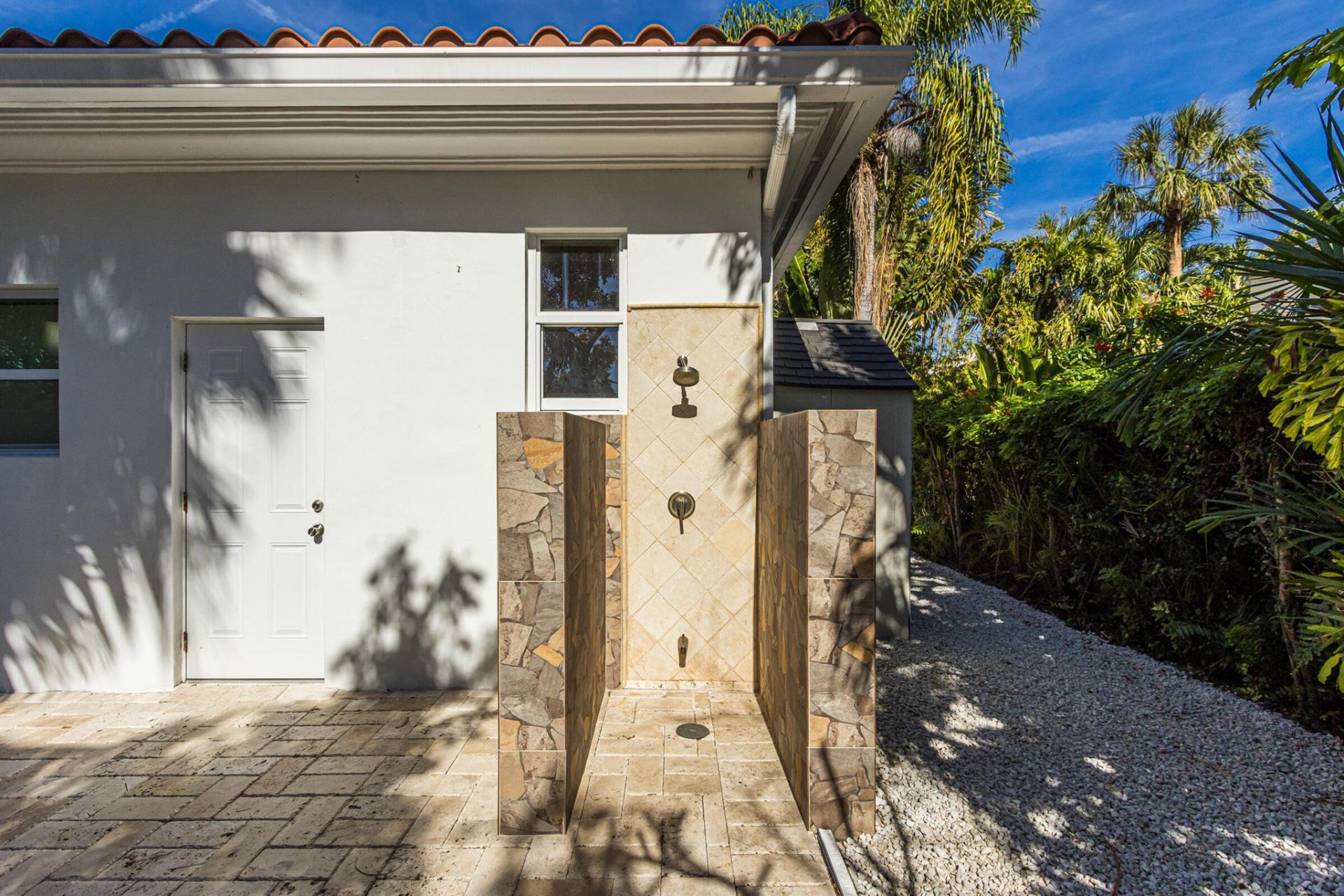 860 E Park Drive, Boca Raton, FL 33432 Photo