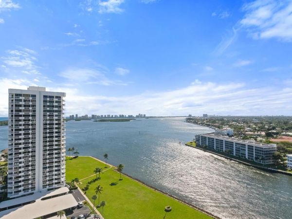 123 Lakeshore Drive, Unit 1942, North Palm Beach, FL 33408