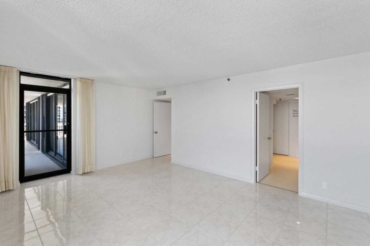 123 Lakeshore Drive, Unit 1942, North Palm Beach, FL 33408 Photo