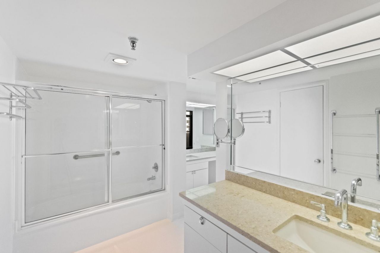 123 Lakeshore Drive, Unit 1942, North Palm Beach, FL 33408 Photo