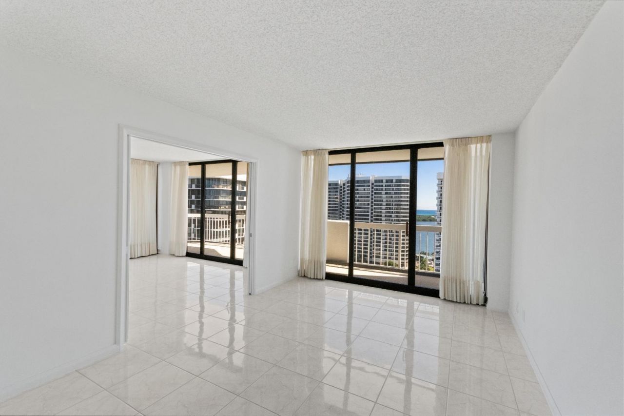 123 Lakeshore Drive, Unit 1942, North Palm Beach, FL 33408 Photo