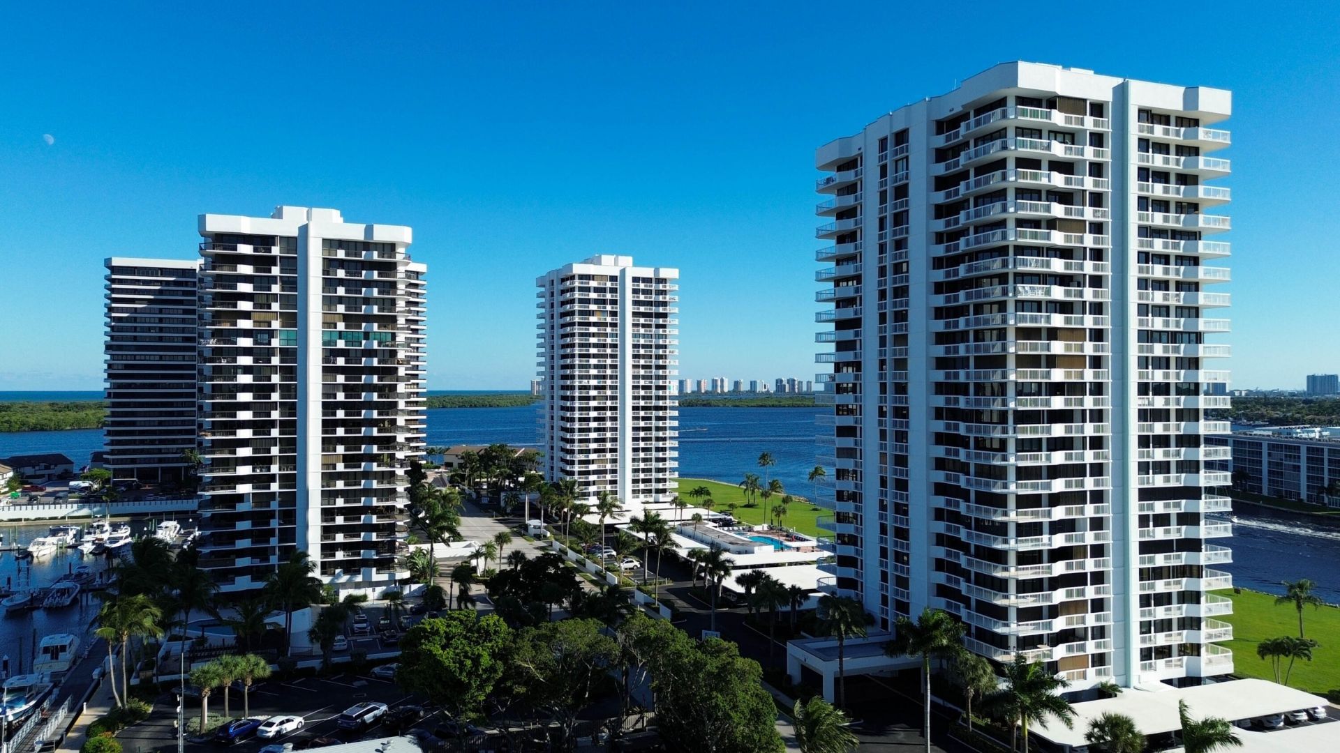 123 Lakeshore Drive, Unit 1942, North Palm Beach, FL 33408 Photo