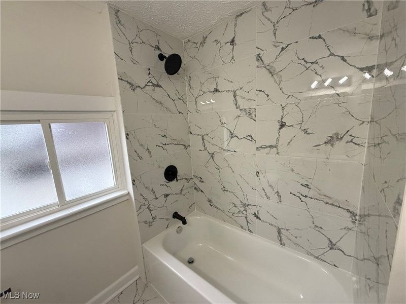 3739 W 37th Street, Cleveland, OH 44109 Photo 11