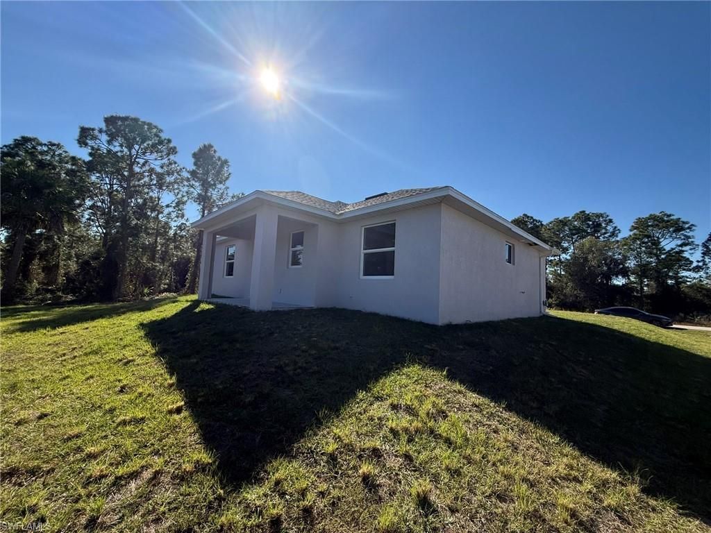 193 Castle Ave, Lehigh Acres, FL 33974 Photo