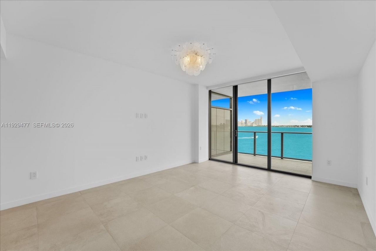 1135 103 St, Unit 403, Bay Harbor Islands, FL 33154 Photo