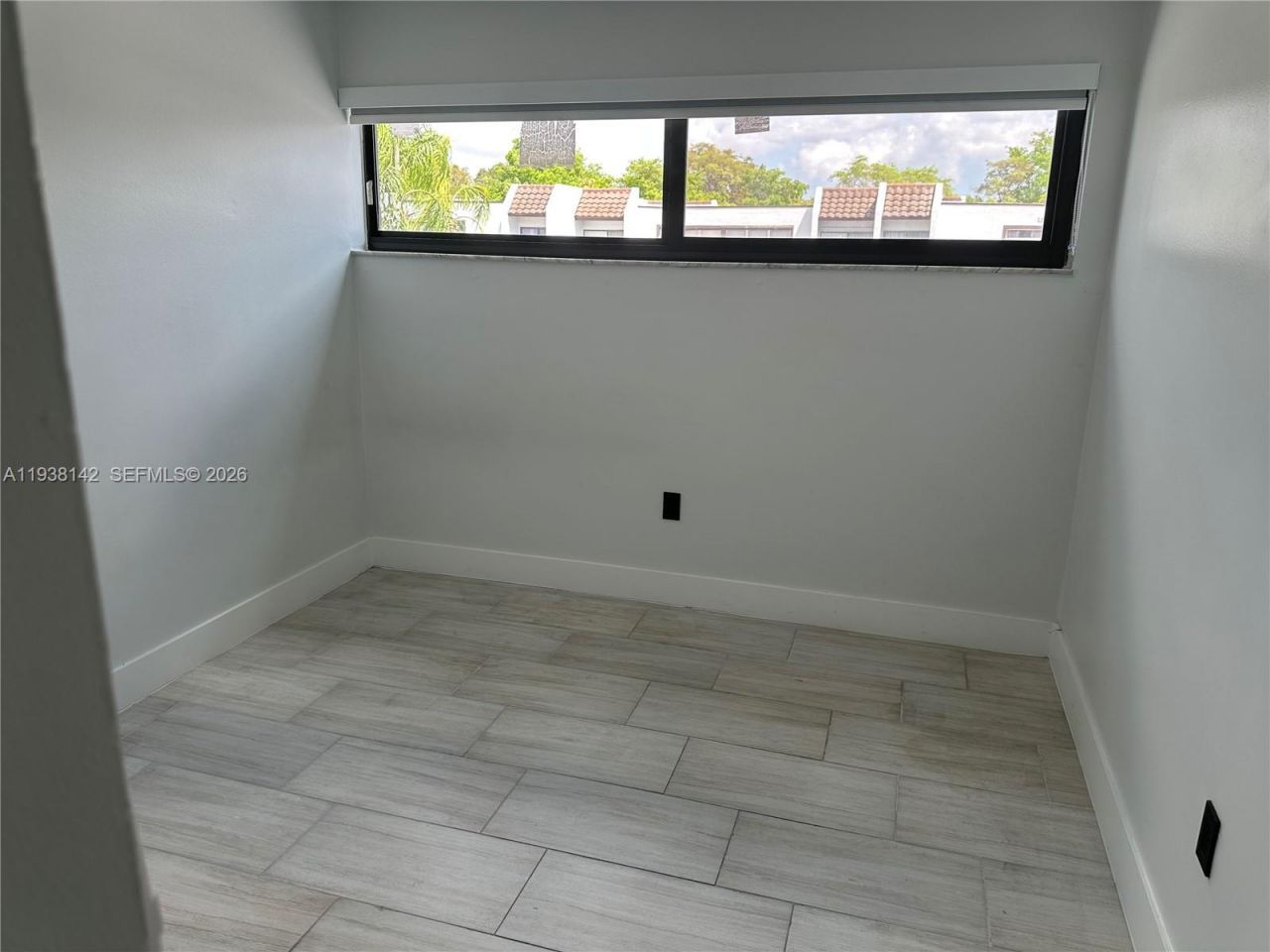 6526 Kendale Lakes Dr, Unit 1405, Miami, FL 33183 Photo