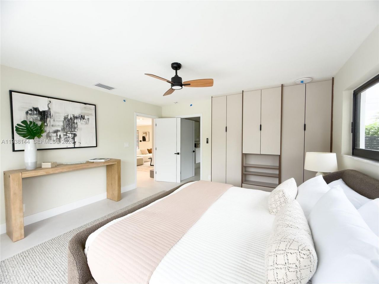 5561 NE 28th Ave , Fort Lauderdale, FL 33308 Photo