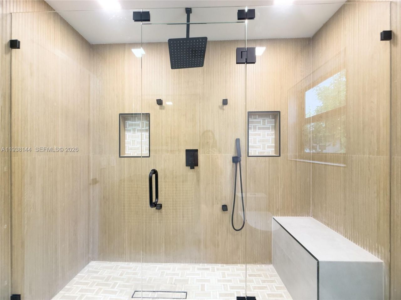 5561 NE 28th Ave , Fort Lauderdale, FL 33308 Photo