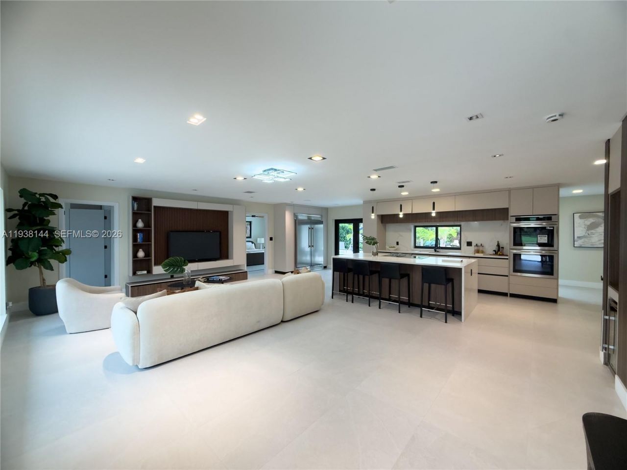 5561 NE 28th Ave , Fort Lauderdale, FL 33308 Photo