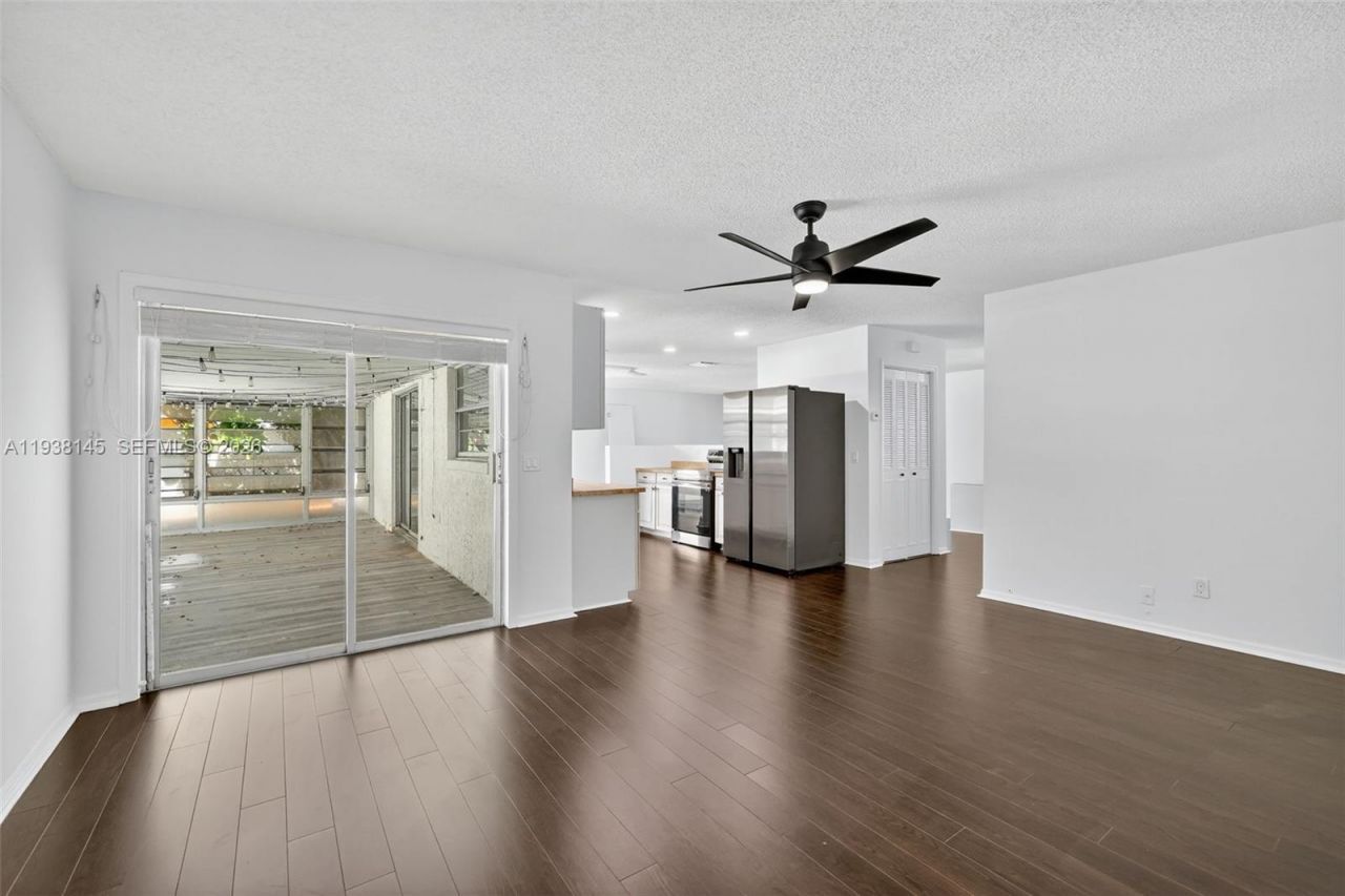 770 SE Hollahan Ave , Port Saint Lucie, FL 34983 Photo