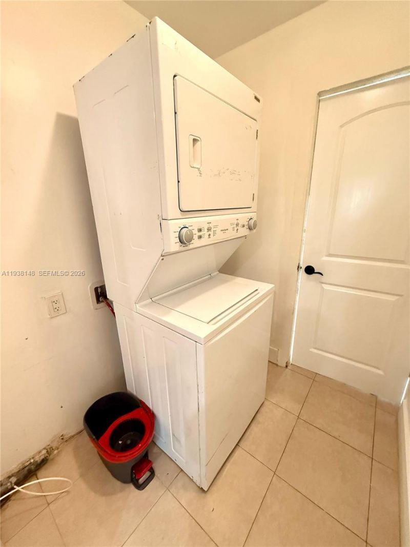 1530 N 56th Ave , Hollywood, FL 33021 Photo