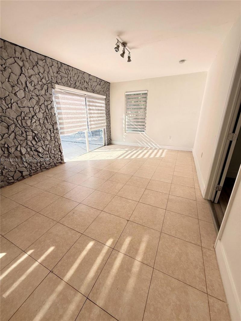 1530 N 56th Ave , Hollywood, FL 33021 Photo