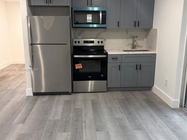 Unit 2, Miami, FL 33167