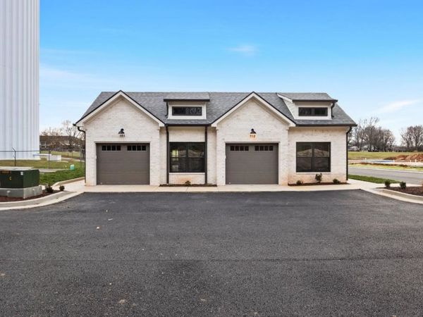 512 Unit 711 Old Lovers Lane Unit 711, Bowling Green, KY 42103