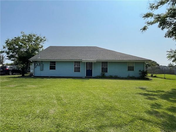 606 SAINT ROSE Avenue, St Rose, LA 70087