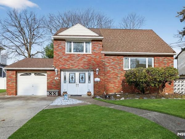 66 Jamros Terrace, SADDLE BROOK, NJ 07663