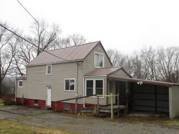 46201 Wyoming Avenue, East Liverpool, OH 43920