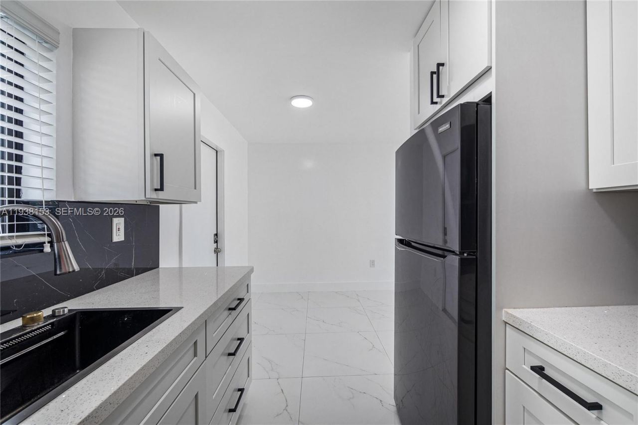 131 NE 77th St, Unit 5, Miami, FL 33138 Photo