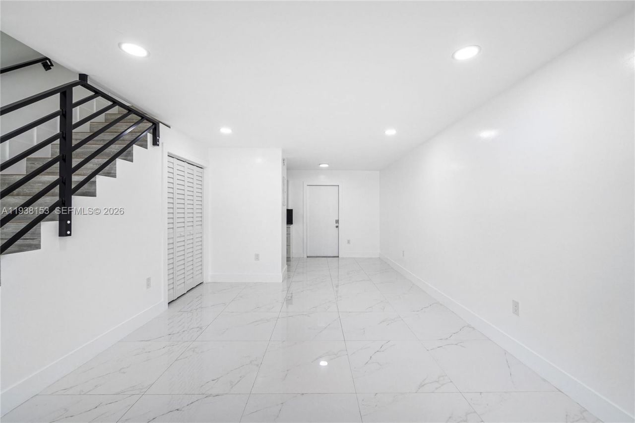 131 NE 77th St, Unit 5, Miami, FL 33138 Photo