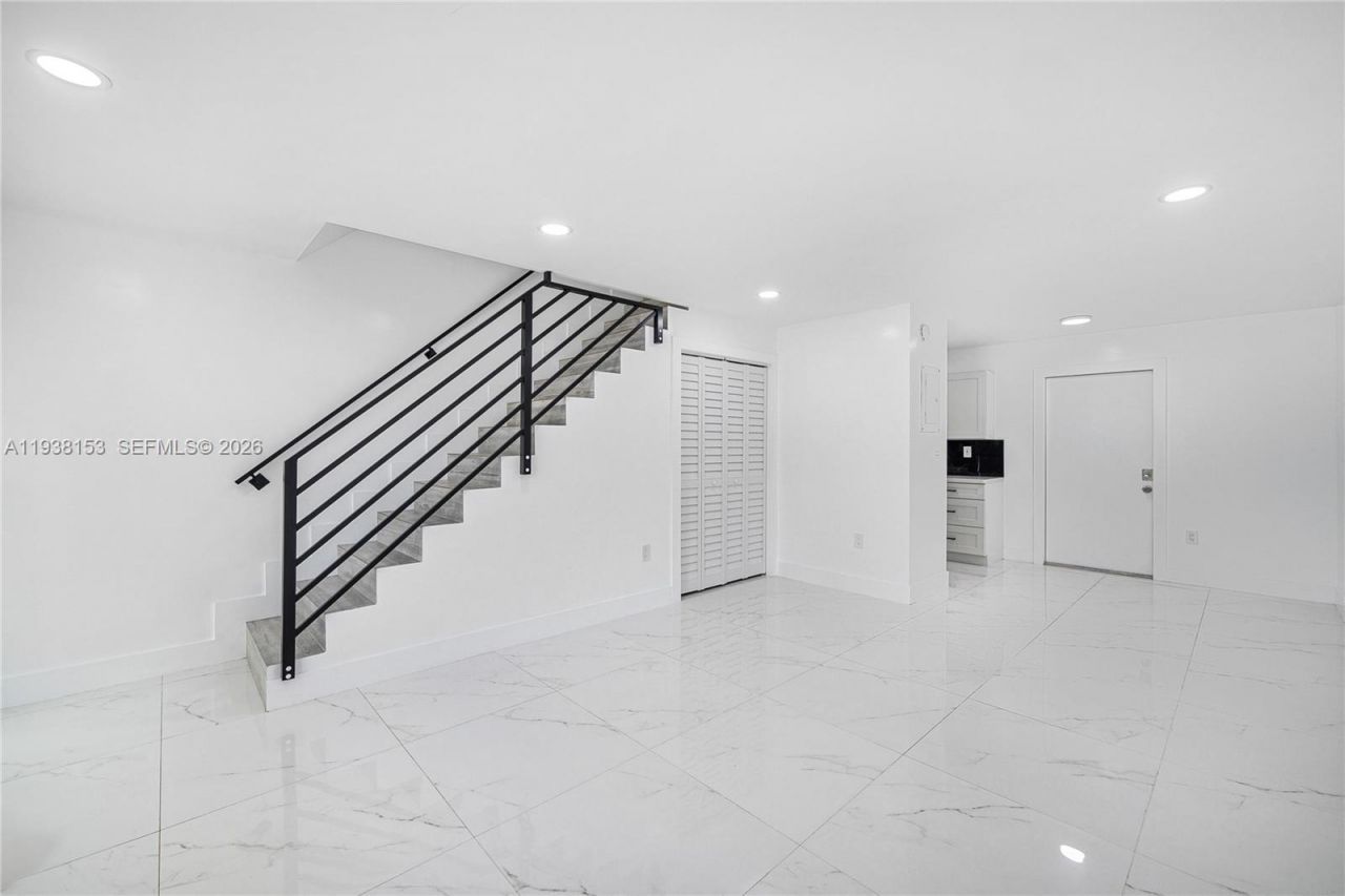 131 NE 77th St, Unit 5, Miami, FL 33138 Photo