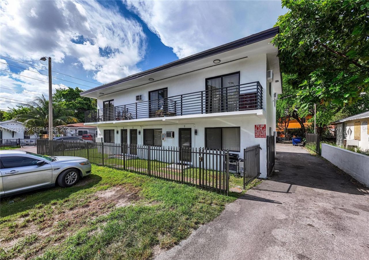 131 NE 77th St, Unit 5, Miami, FL 33138 Photo