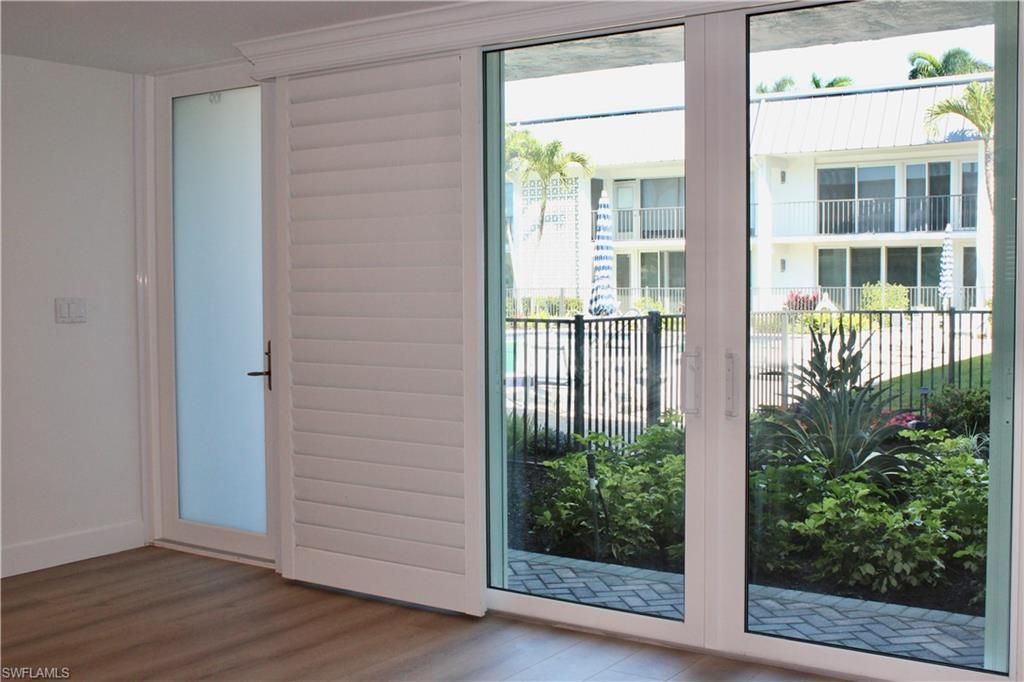 333 Harbour Dr, Unit 109, Naples, FL 34103 Photo