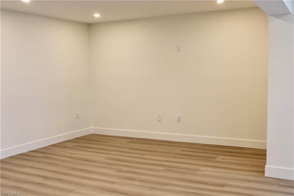 333 Harbour Dr, Unit 109, Naples, FL 34103 Photo