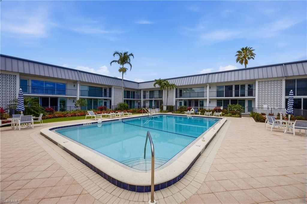 333 Harbour Dr, Unit 109, Naples, FL 34103 Photo