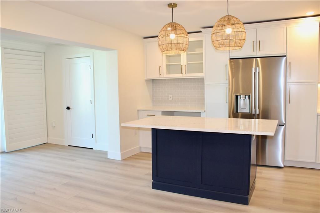 333 Harbour Dr, Unit 109, Naples, FL 34103 Photo