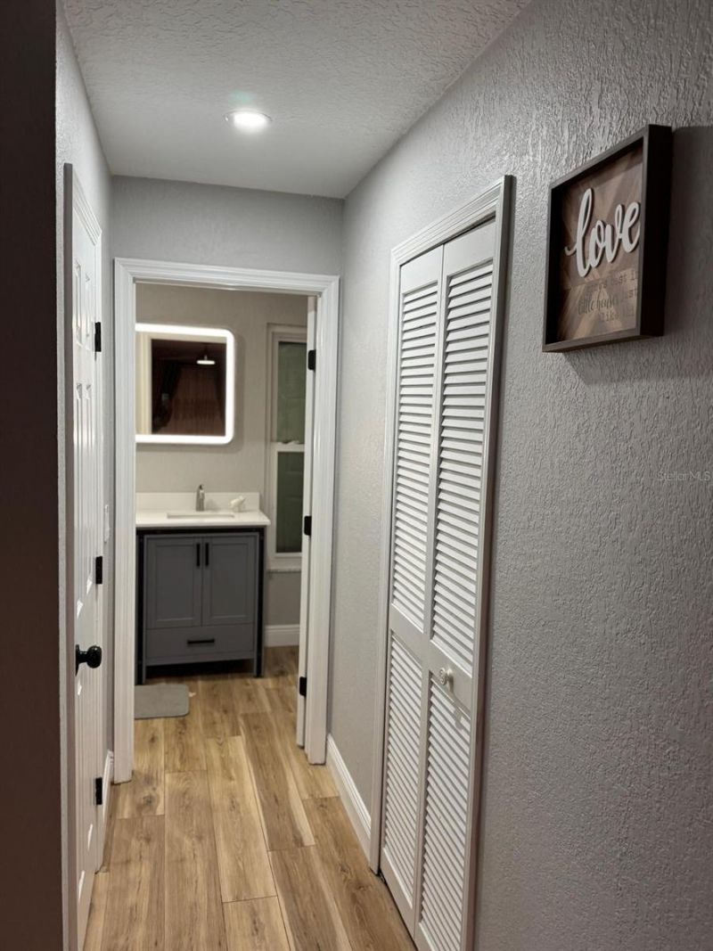 5221 Spike Horn Drive, New Port Richey, FL 34653 Photo